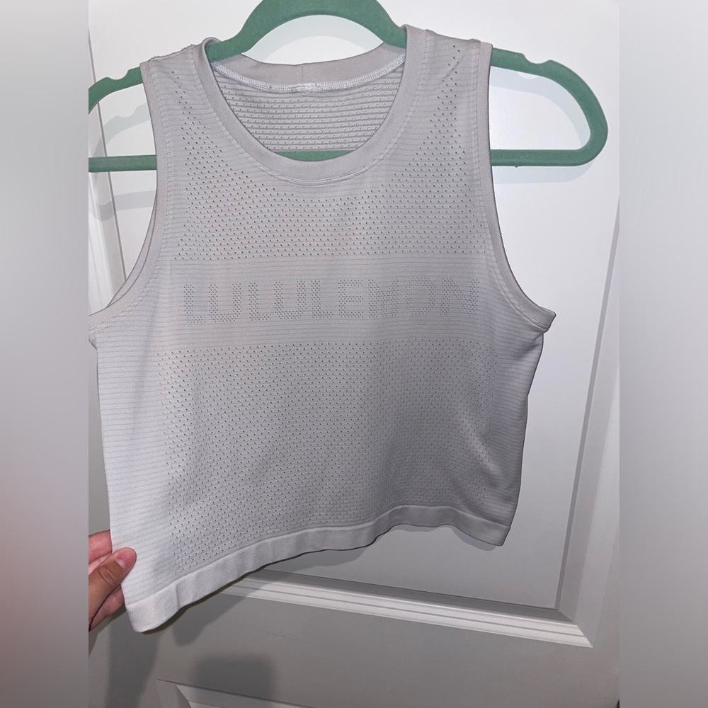 Lululemon Breeze by Muscle Cropped Tank - Picture 2 of 5